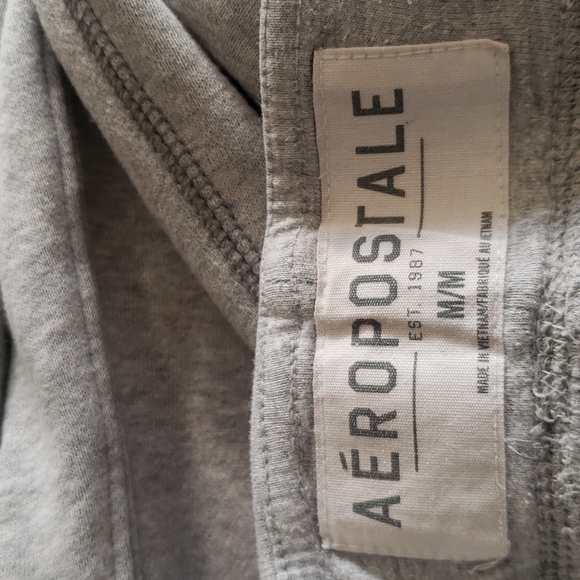 AERO SWEATPANTS.   SLIT SIDE POCKETS.   ONE Back pocket. - Picture 4 of 5